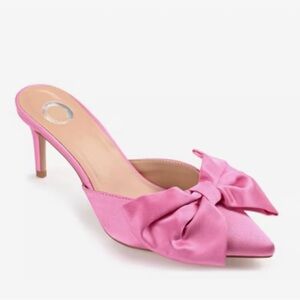 Journee Collection Tiarra Pump Pink Bow Heels